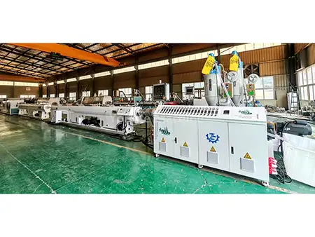 آلة تصنيع الأنابيب PE 16-63mm