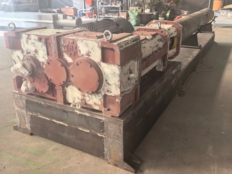 آلة بثق مزدوجة اللولب متوازية عالية الكفاءة لإعادة تدوير مخلفات الأفلام البلاستيكية في الإنتاج