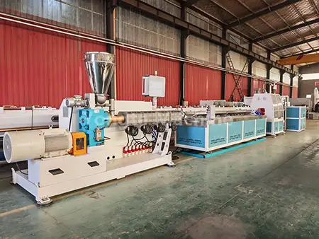 كيفية اختيار آلة تصنيع مقاطع PP المناسبة لقذف البلاستيك عالي الجودة